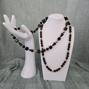 VTG Classic Designer Necklaces 1 TRIFARI 1 NAPIER Women's Black Gold Tone Beaded